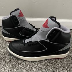 Air Jordan 2 Retro Black Cement 2023 Men’s Size 9 (SKU: DR8884-001)