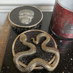 Empty Vampire Blood Skull Glass Jar with 2 Lid