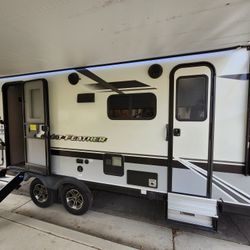 2021 Jayco Feather 22RB Dual Entry