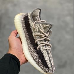 Authentic Yeezy Zyon NEW