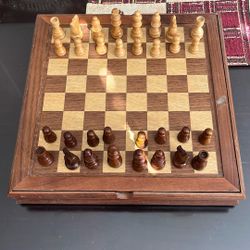 Hardwood Chess Game Board Box