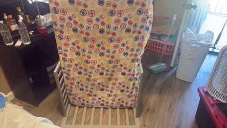 Toddler bed with mattress