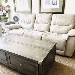 Brand New Reclining Sofa set