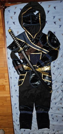 Kids Samurai Warrior Halloween Costume with Sword. $15
