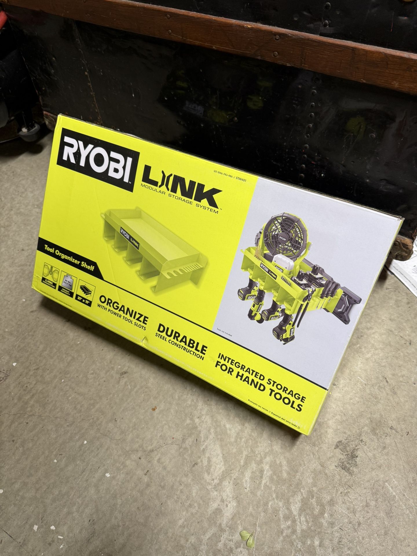 Ryobi Tool Shelf/holder