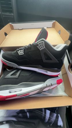 JORDAN 4 Breds