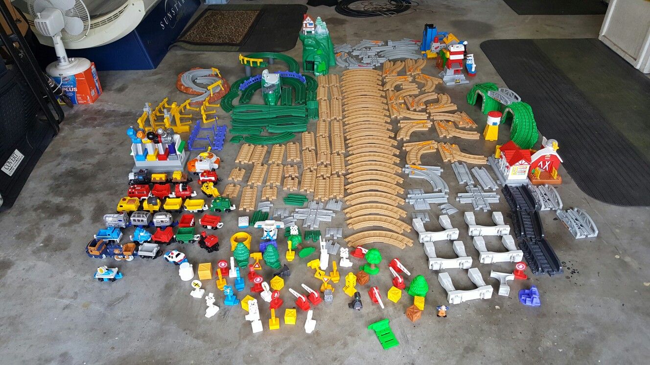 Geotrax remote control train sets