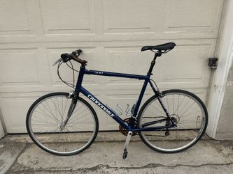 Cannondale hybrid Road Bike Size XL