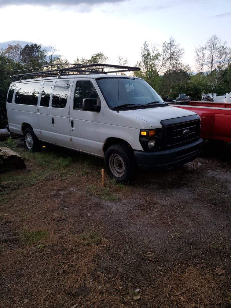 2012 Ford E-Series Van