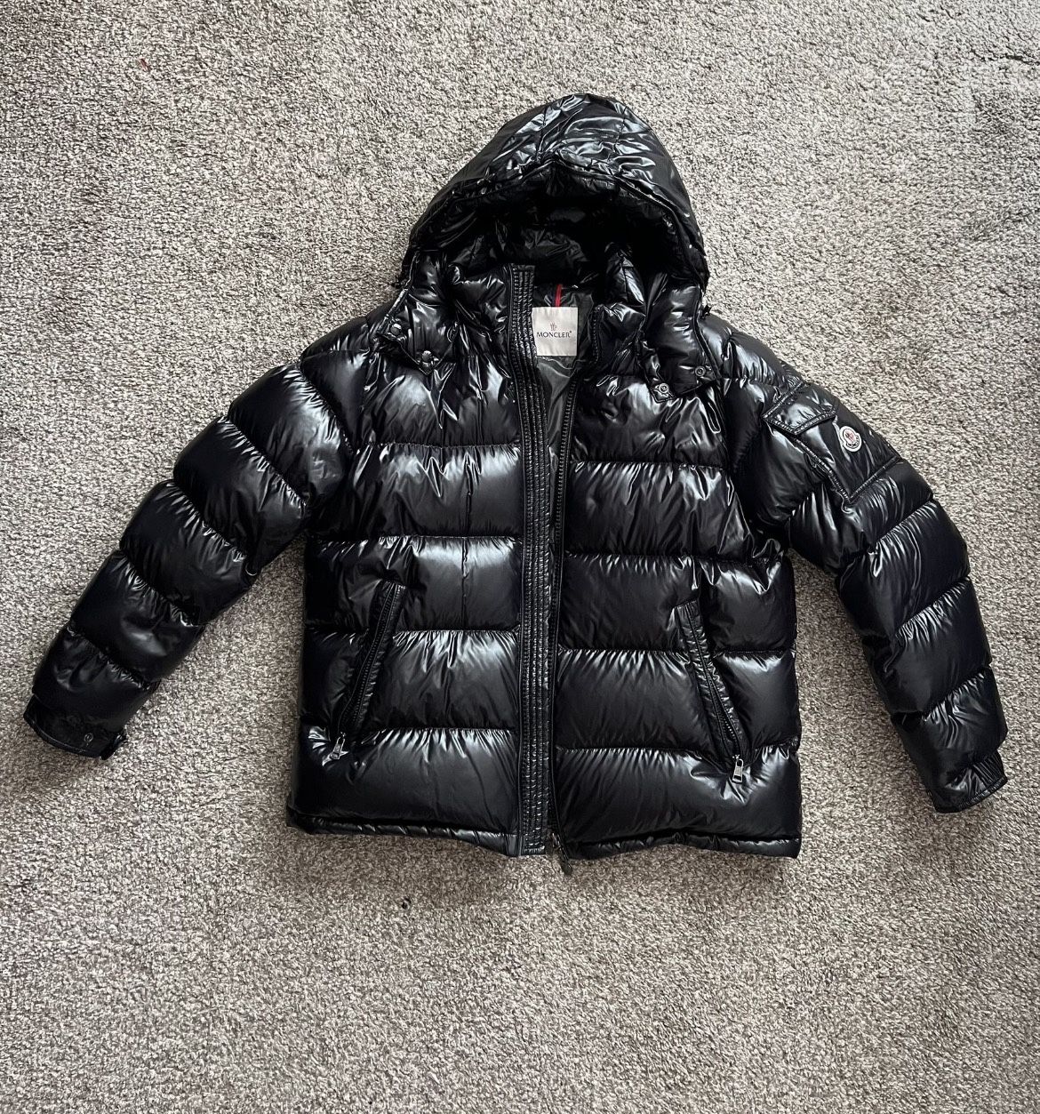 moncler maya