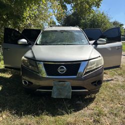 2015 Nissan Pathfinder