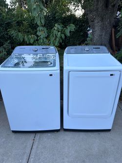 Samsung Washer and Dryer Electric Set