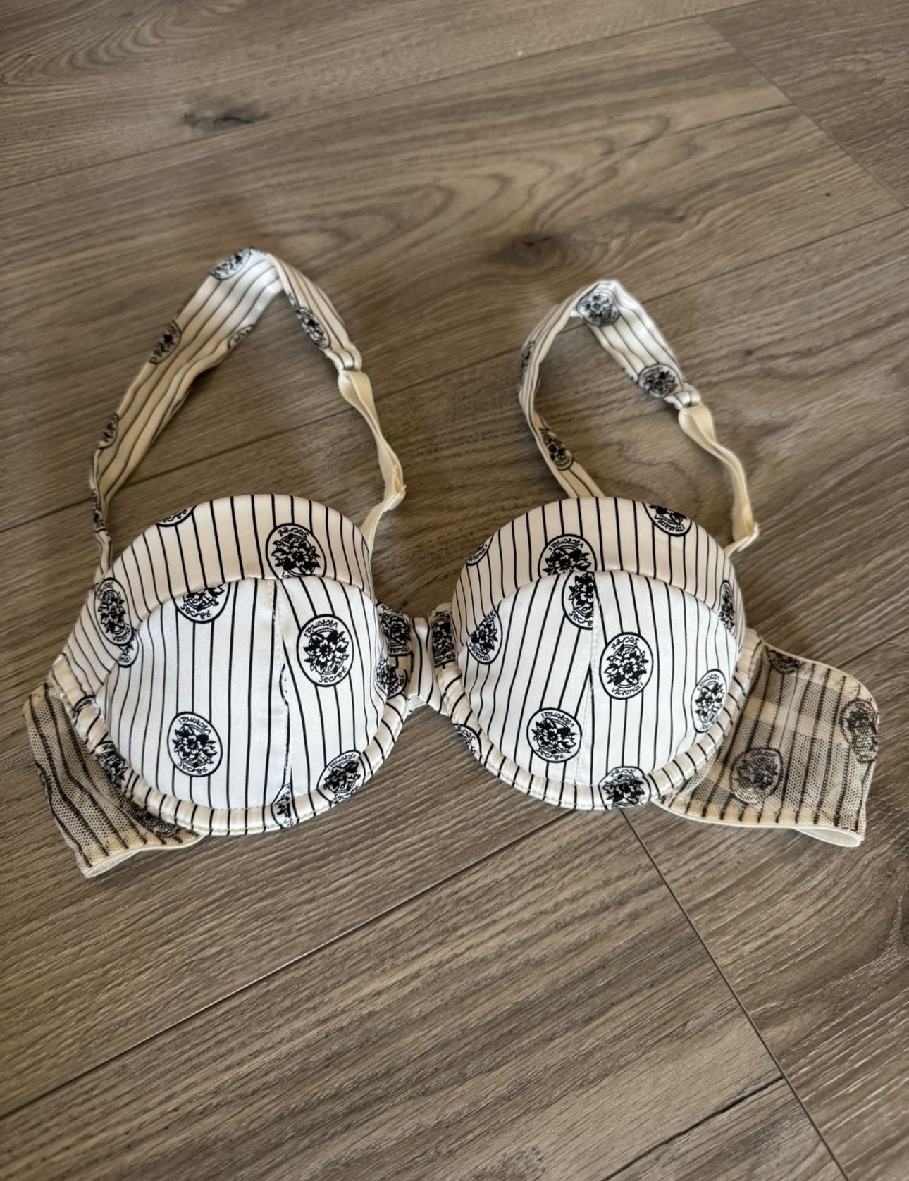 Victorias Secret Bra