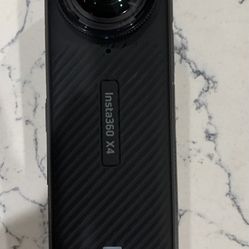 Insta360 x4