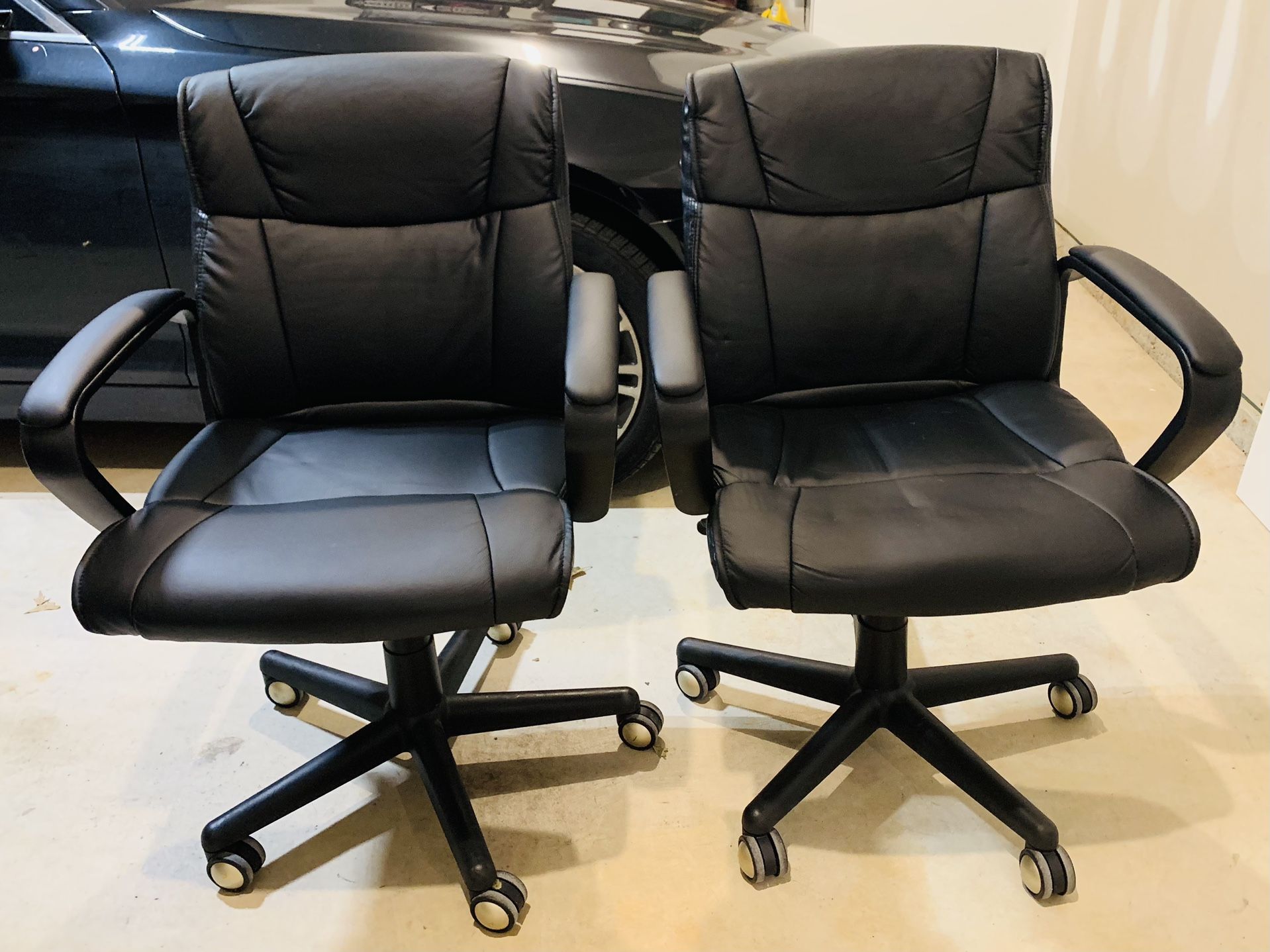 [Used] 2 x Leather-Padded, Adjustable, Swivel Office Desk Chair with Armrest