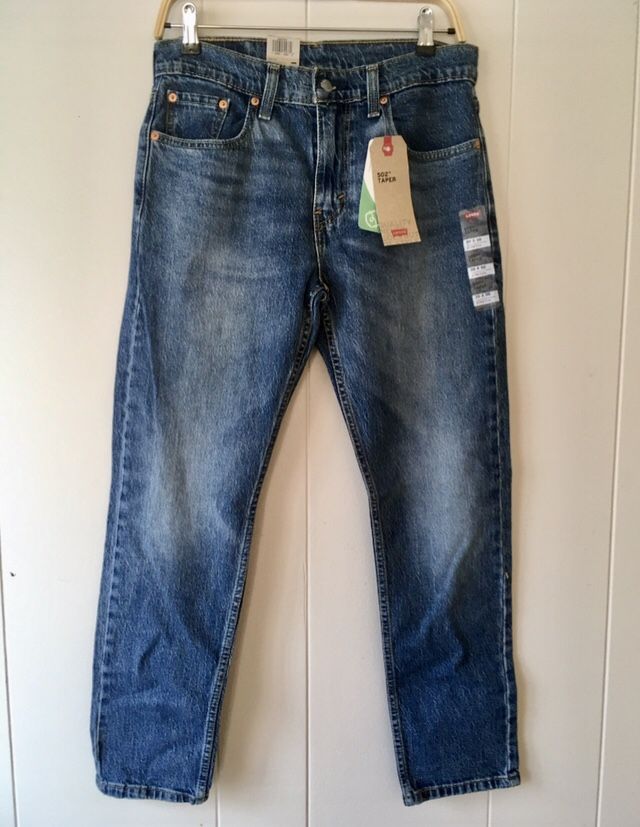Levi’s 502 Jeans