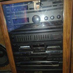 Vintage Hi Fi Stereo/ Receivers And Speakers 