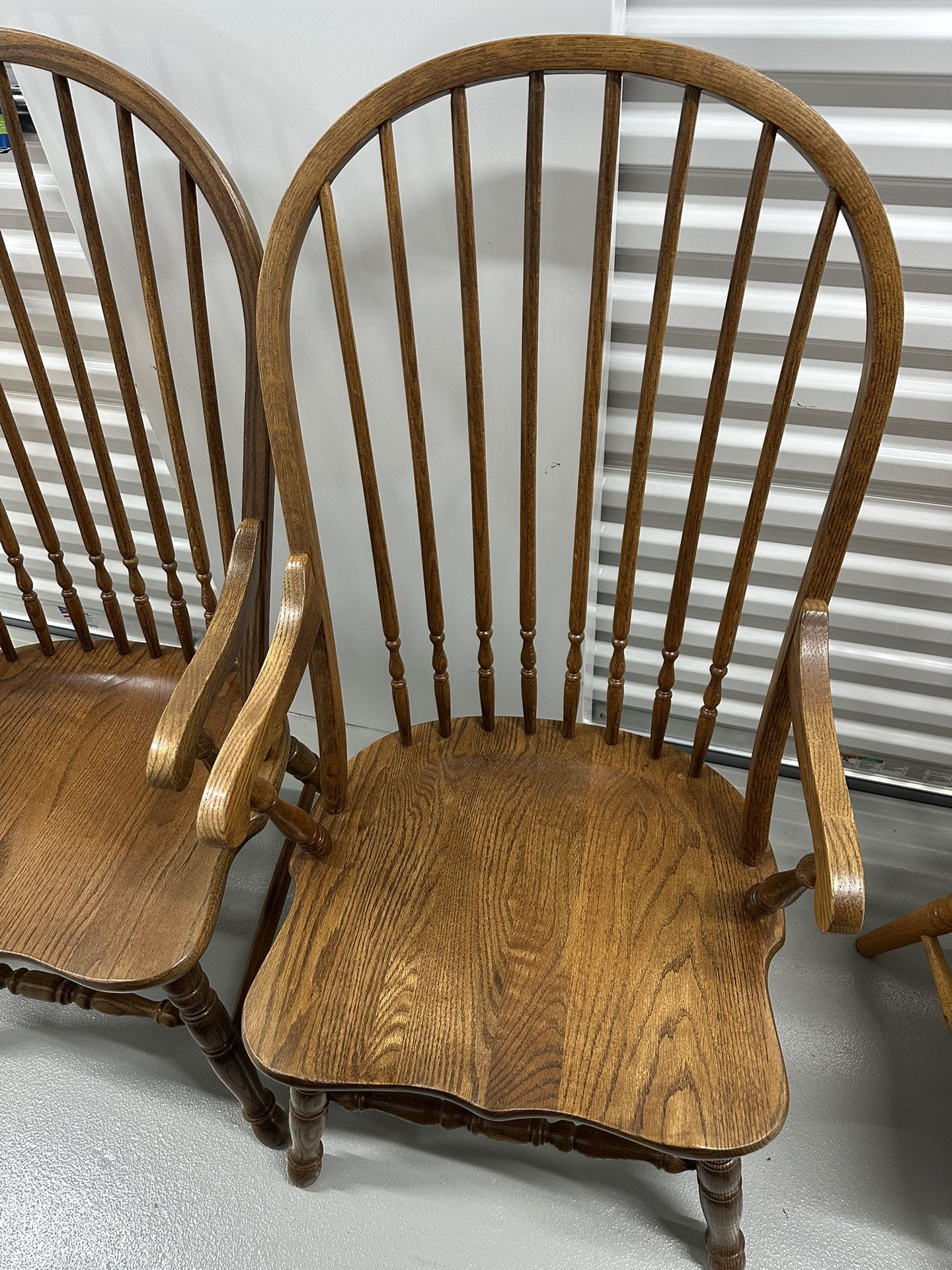 Solíd Wood 🪑 Chair