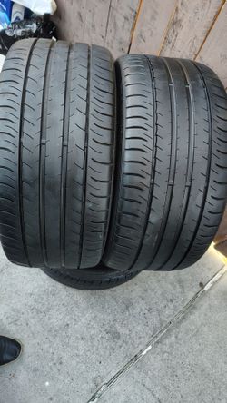 Tengo 2 llantas usadas 80% de vida  dunlop 265/35/r/19