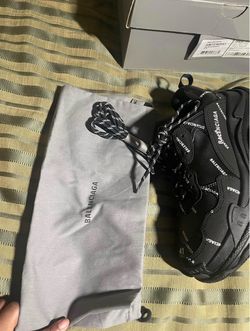 Balenciaga Triple S Logo