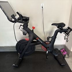 Peloton Bike