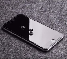 iPhone tempered glass screen protectors