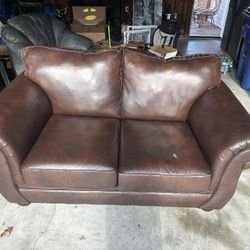 Very Comfy Brown Leather Couch 