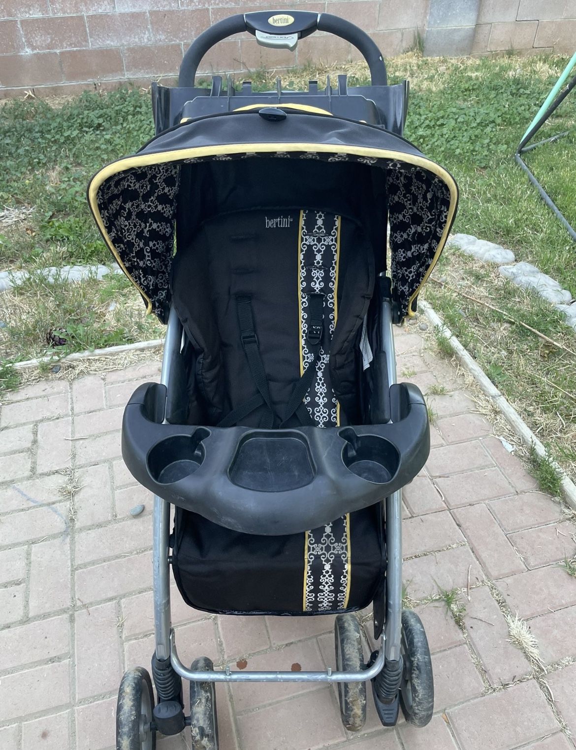 bertini stroller black and yellow