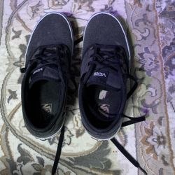 Vans Youth Size 6