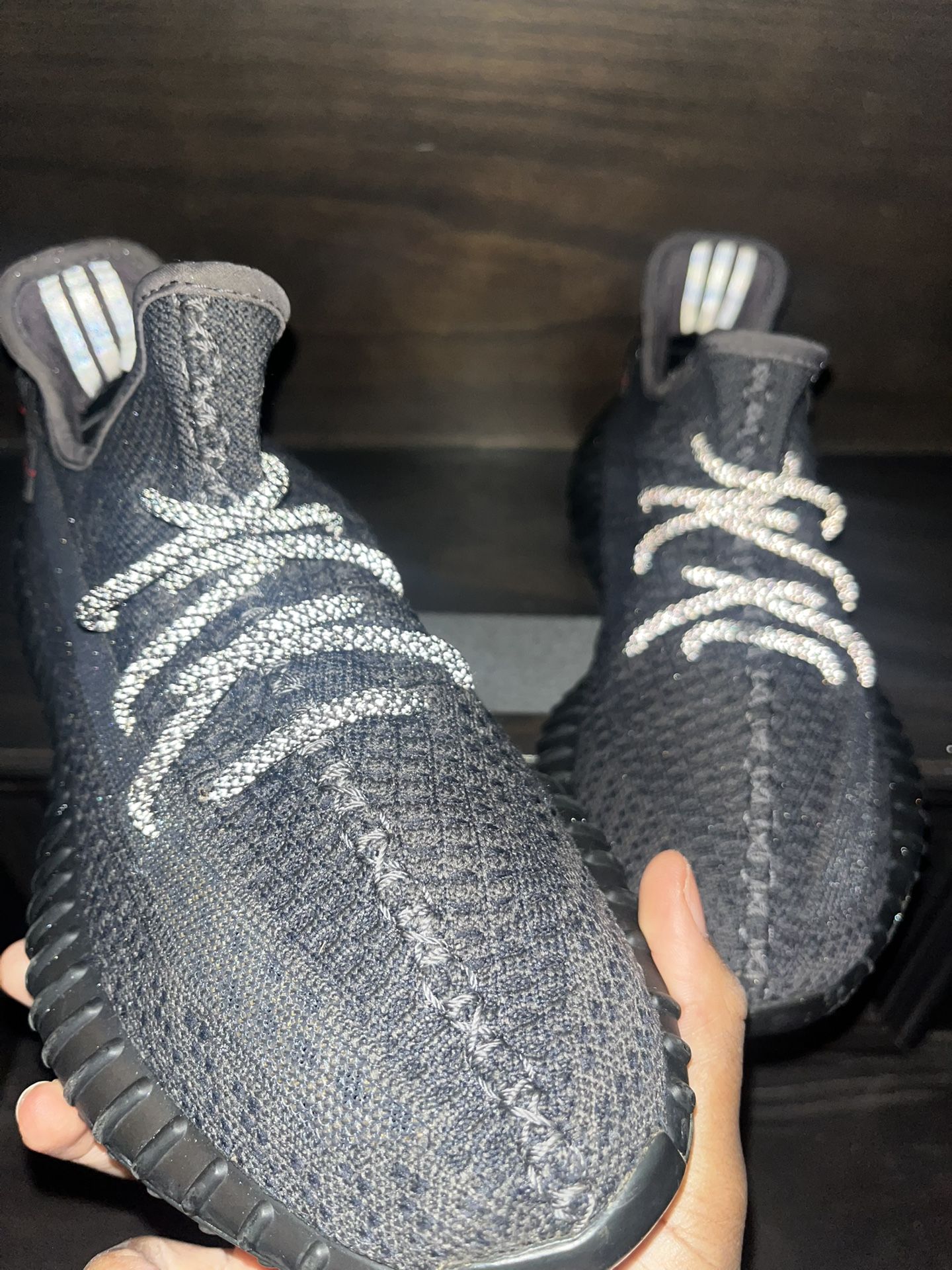 Yeezy Boost 350 V2 Black