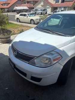 Nissan versa