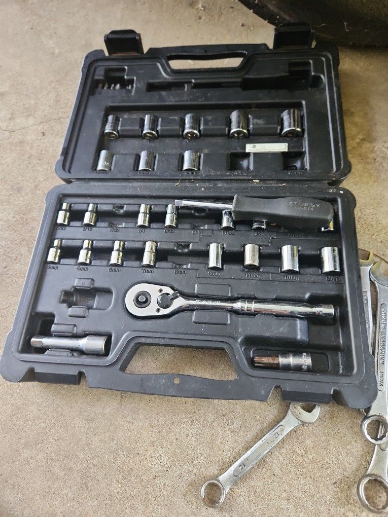 Tools and tool box