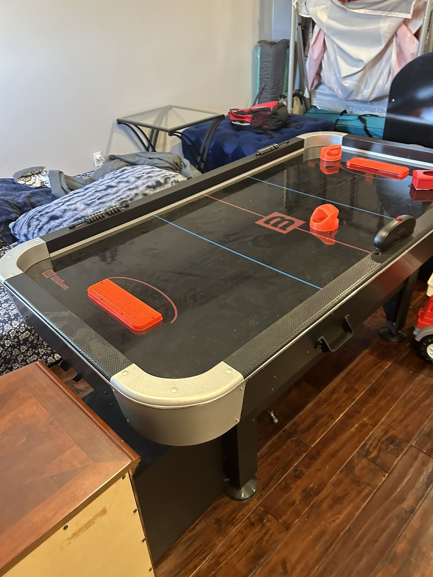Air Hockey Table