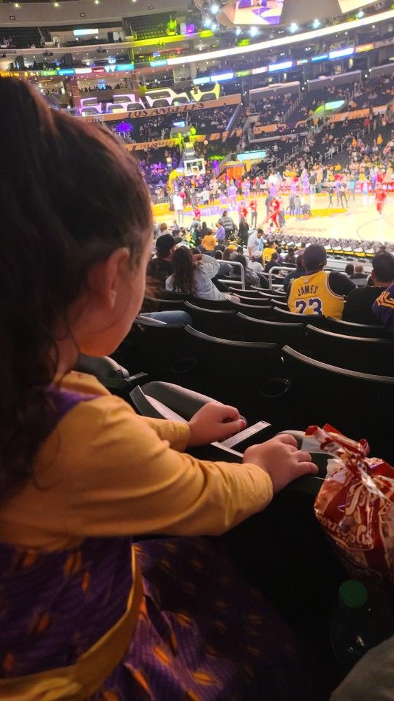 Lakers Vs Suns 12/21/2021 Section 109 Row 15 Seats 1 And 2