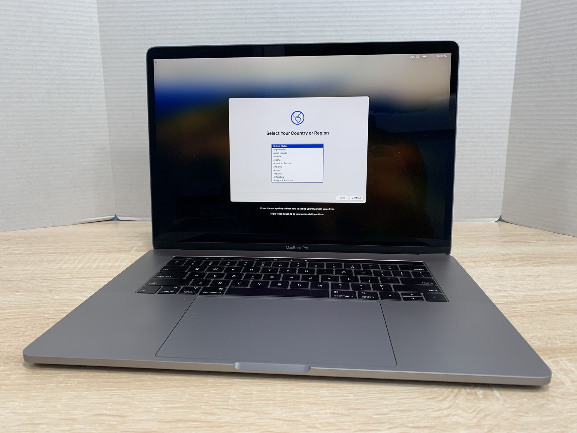 $450 (FIRM), 32GB RAM, 2018 MacBook Pro 15"