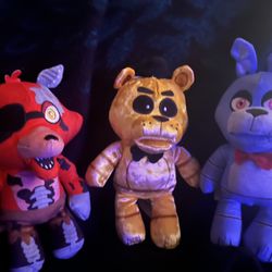 FNaF : Gold Freddy , Bonnie , Old Foxy 