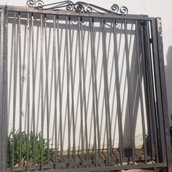 2 Main Gates Iron