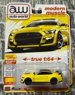 Auto World Ford Mustang Shelby GT500 1:64 Die-Cast