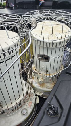 Dyna-Glo Indoor Kerosene Convection Heater, 23,800 BTU, 1,000 Sq. Ft. Heating Capacity, Model# WK95C8

