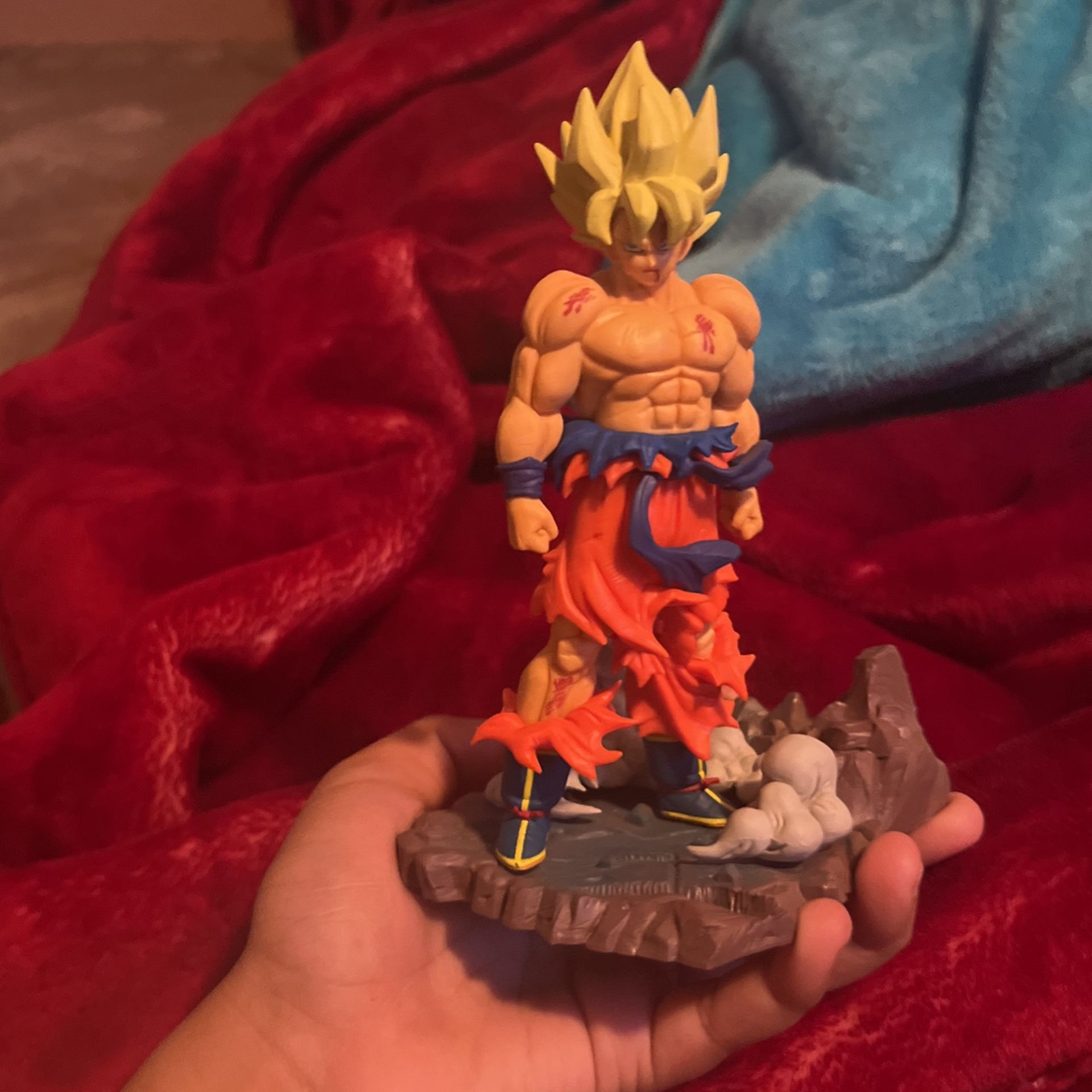 Goku Statue