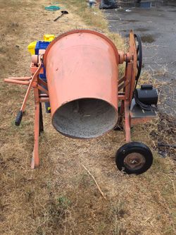 Cement mixer