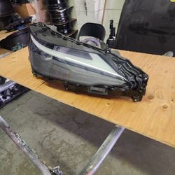 2022-2025 Lexus Nx350 Right Headlight Led Oem 