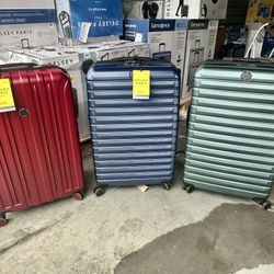 Delsey Paris 2-piece Hardside Luggage Set