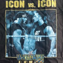 RARE NEW WrestleMania 18 WWF WWE 2002 Icon Vs Icon Hulk Hogan Vs The Rock shirt SIZE LARGE. 


Awesome piece that can be worn or framed 



