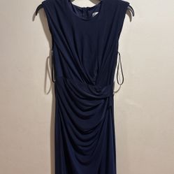 Beautiful Women’s Navy Blue Long Slim Dress Size 2