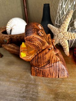 Whittle Hippo tiki mug