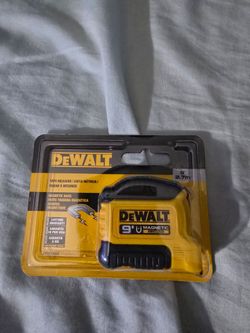 Dewalt mini tape measure