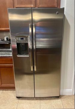 Stainless steel fridge 36” wide