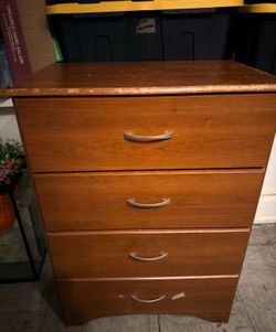 Dresser