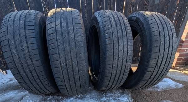 Hankook P-225-60-18" Run Flat Tires!